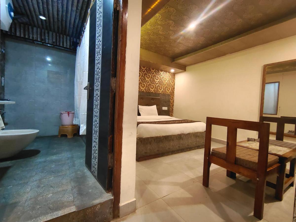 Magic Stays - Shimla Royale - Free Pickup From Railway Station Shimla Ngoại thất bức ảnh