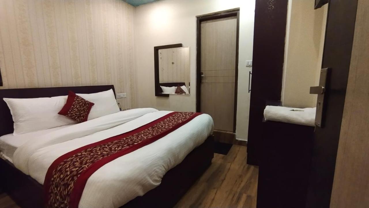 Magic Stays - Shimla Royale - Free Pickup From Railway Station Shimla Ngoại thất bức ảnh